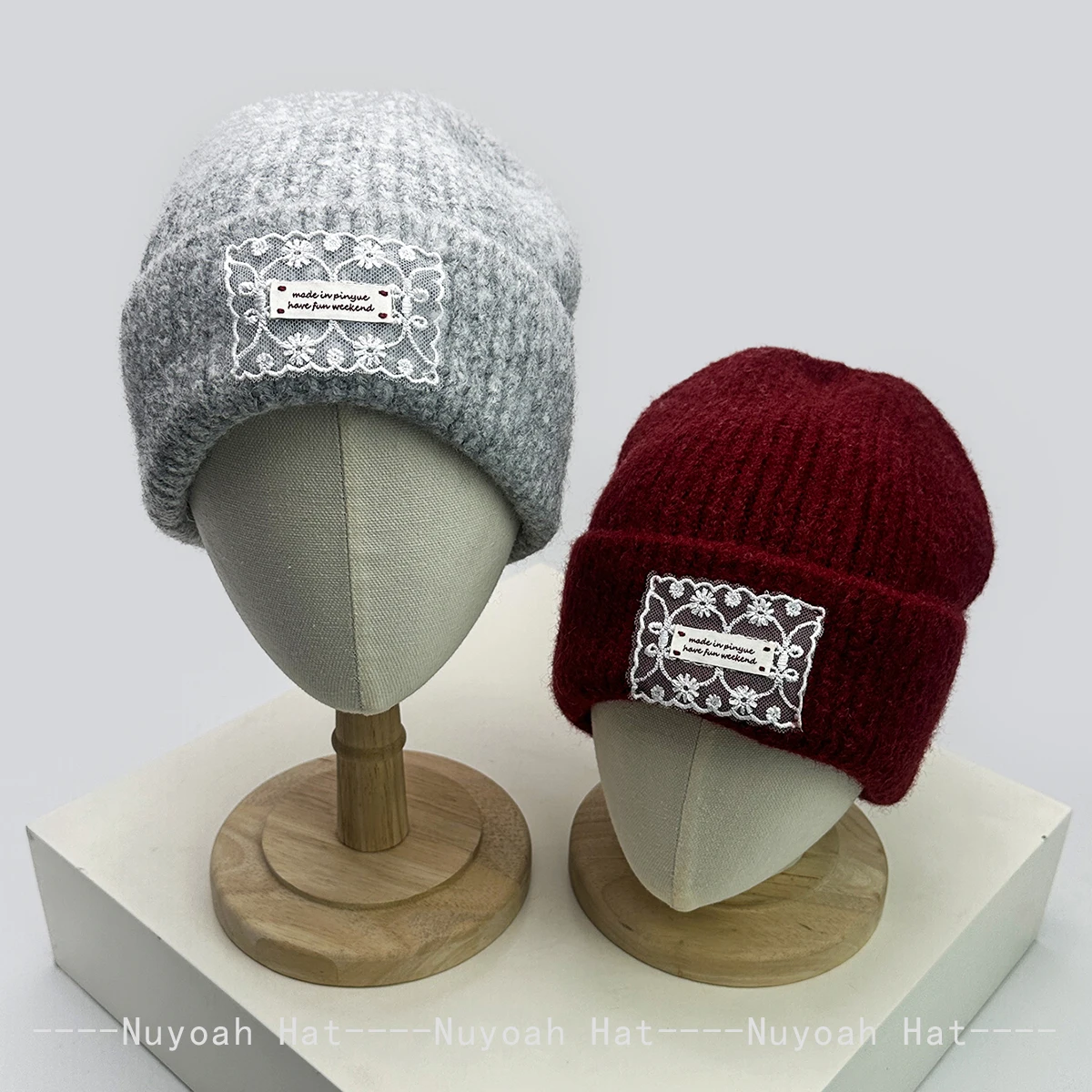 جديد إمرأة الكورية الدانتيل التصحيح رسائل أفخم قبعات منسوجة دافئة بسيطة موضة في الهواء الطلق بيني عادية تنوعا ins التزلج الحلو