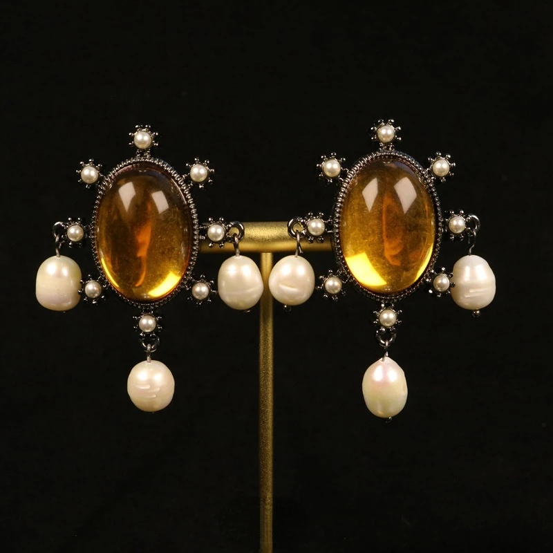 

Vintage Amber Color Enamel Resin Flower Drop Earrings for Women Medieval Exquisite Geometric Natural Pearl Earring Party Jewelry