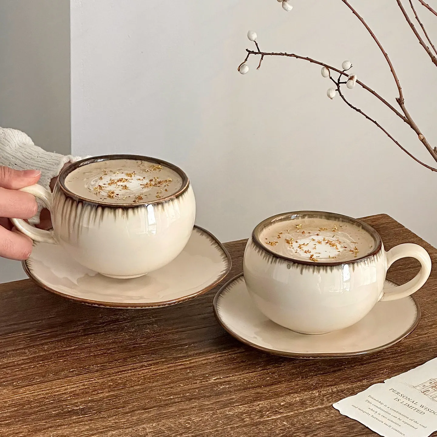 

Ретро-керамические кофейные чашки и блюдца, домашняя чашка для латте, изысканный набор для послеобеденного чая с яичным молоком