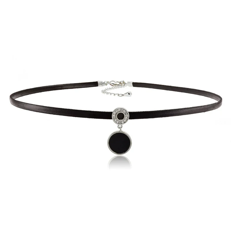 Gargantilla de cuero delgada para mujer, collar gótico con colgante redondo negro de alta moda, cadenas para el cuello, joyería de fiesta, collares para mujer
