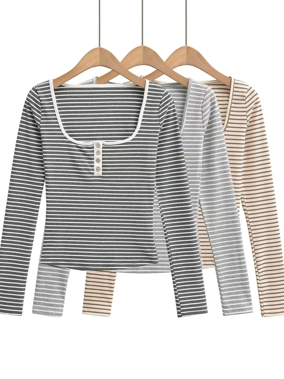 2024 Autumn/winter New Spicy Girl Sexy Deep U-neck Long Sleeve Pullover Women Single Breasted Slim Stripe Short Top KQ01