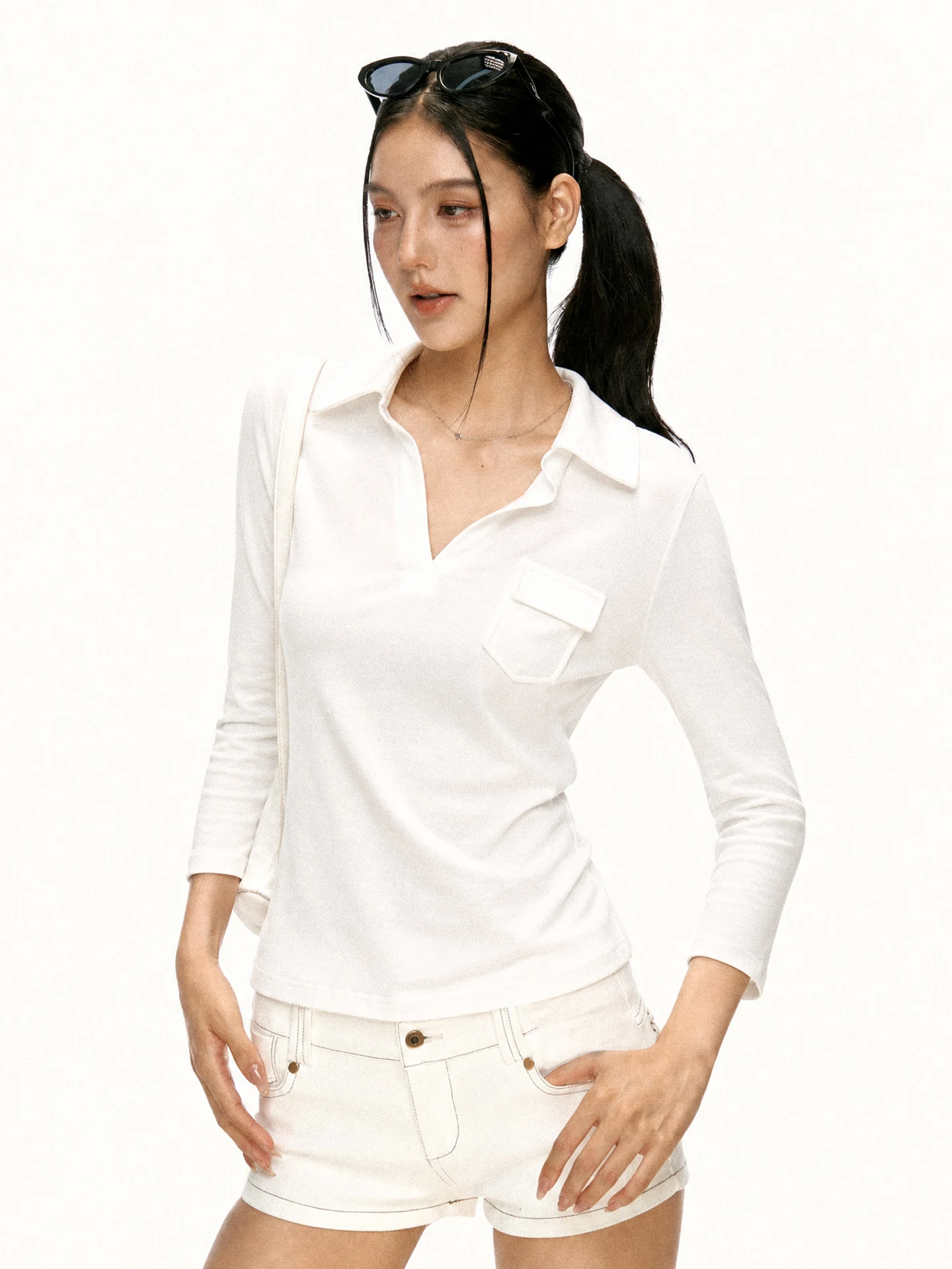 Slim Fit Long Sleeve T-Shirt Women's Half Open Collar Pocket Design Commute Style Korean Fashion White Color Autumn Initial