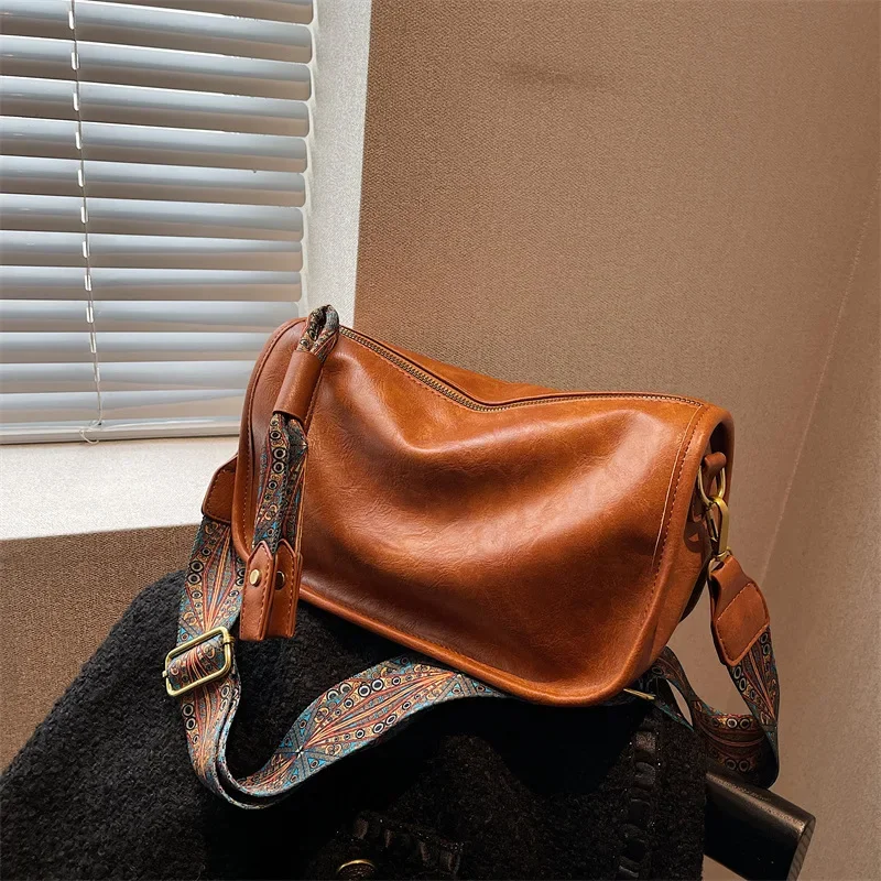 New Fashion Dumpling Oil Wax Leather Bag Diagonal Cross Bag Foreign Trade Temu Popular Bag Women's Single Shoulder Handbag