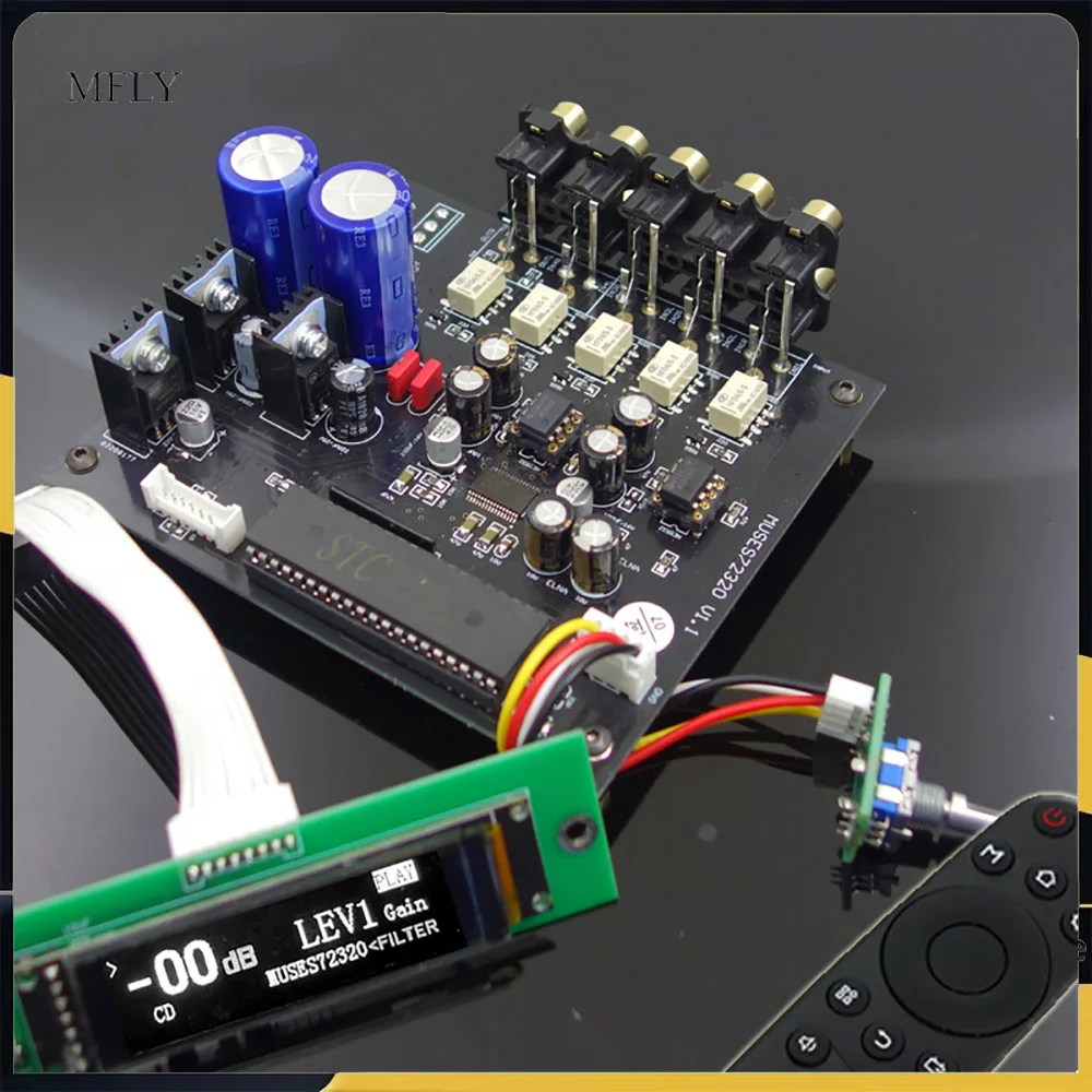 2.08 Inch  Preamplifier Volume Controller 4 in 1 Out Relay Switching with Infrared Remote Control