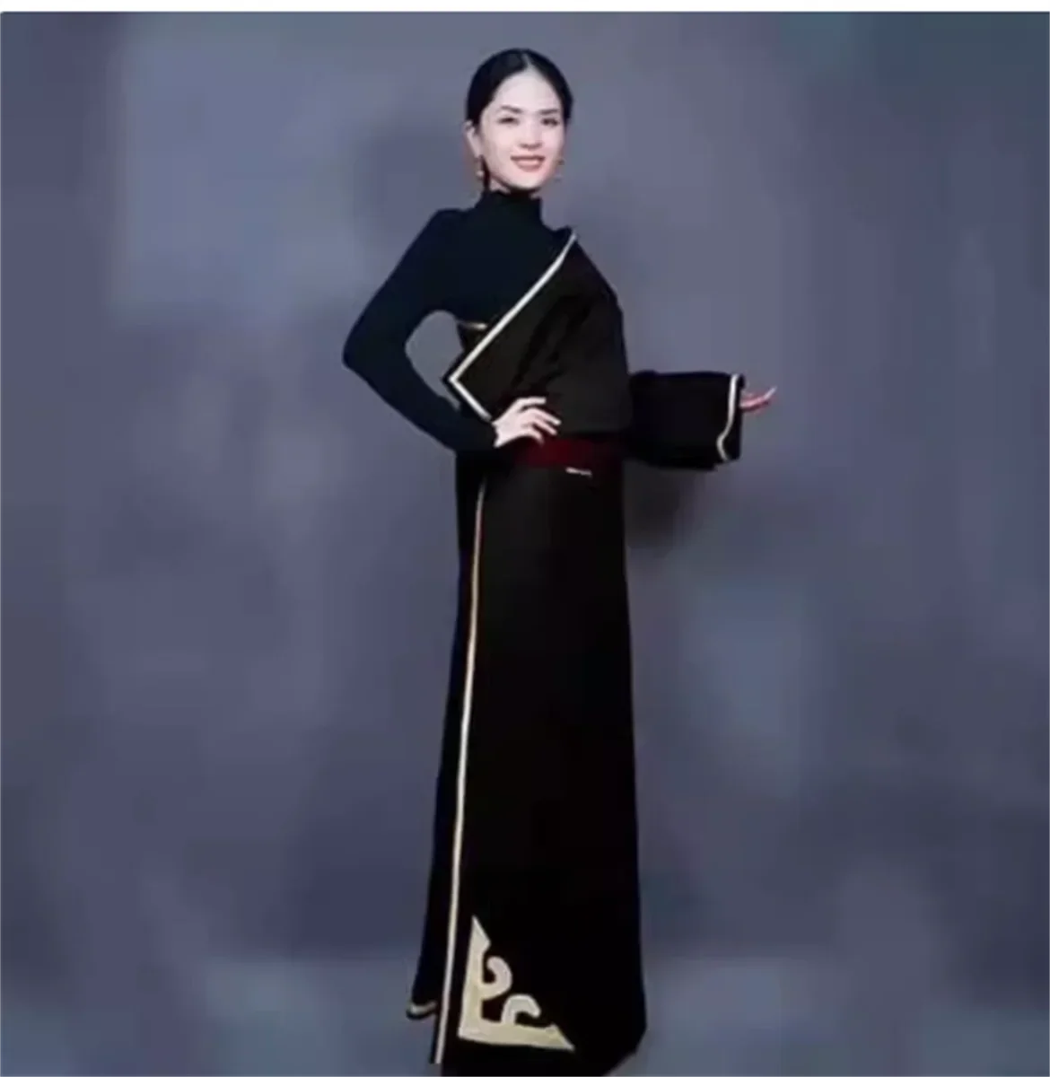 New fashionable women's individual Tibetan robe