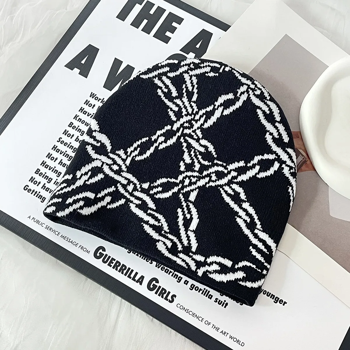Pink Chain Knitted Fashion hats Men women jacquard Girl hat European American popular hats Hip hop Cap Beanies Caps Cool 2025