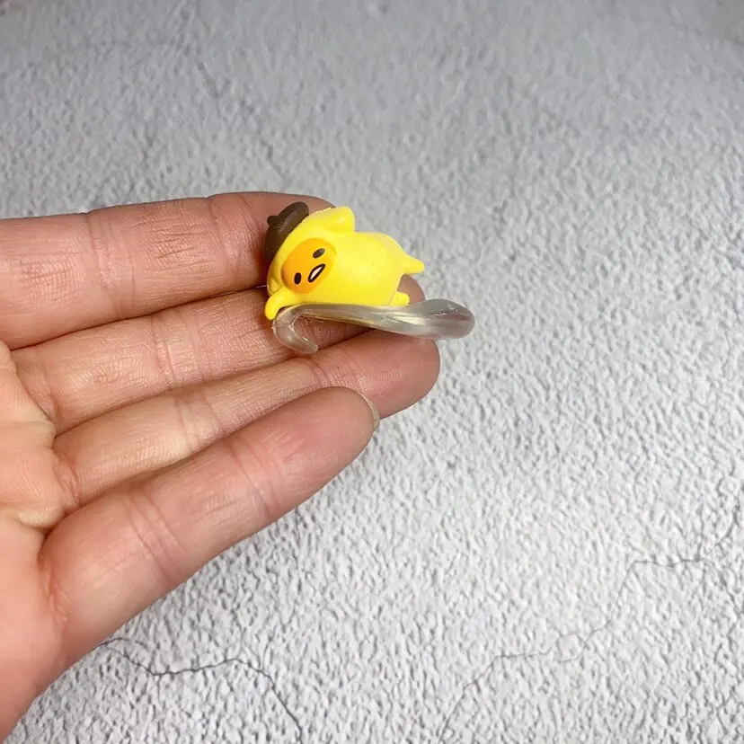 Sanrio Gudetama Cup Edge Mini Figure Blind Box Toys Sanrio Gudetama Bad Badtz-Maru Cup Hanger Q Version Action Figures Cup Decor view 6