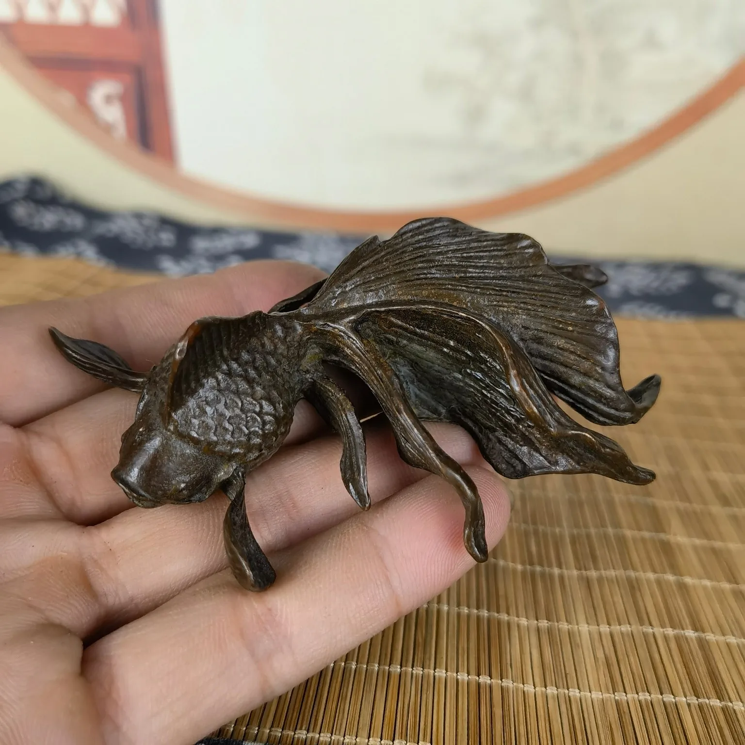 

carp old handicrafts goldfish three-dimensional animal study pen pavilion desktop decorations