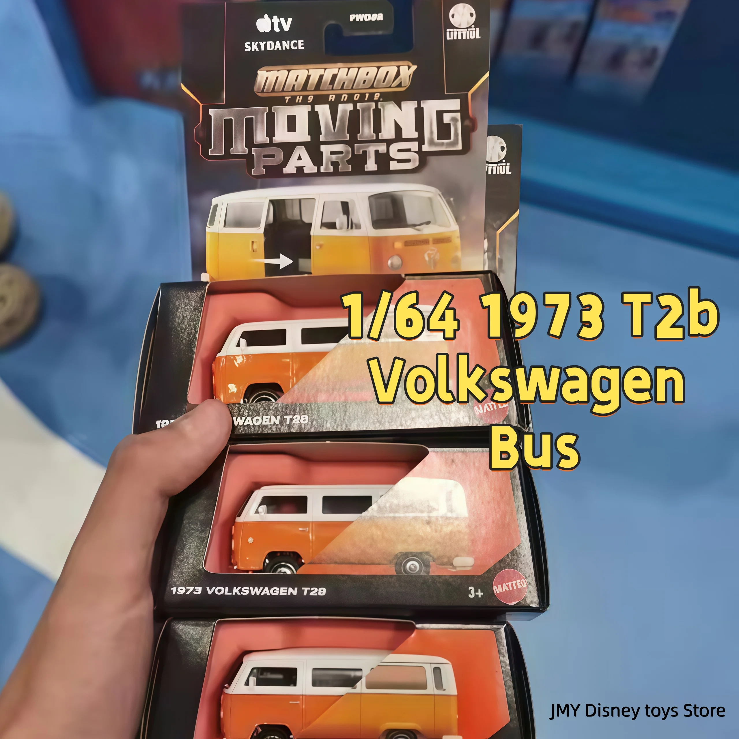 Fwd28-Q 1/64 Scale Matchbox Moving Parts 1973 T2b Volkswagen Bus Dodge Ambulance Die Cast Alloy In Stock Holiday Adult Collector