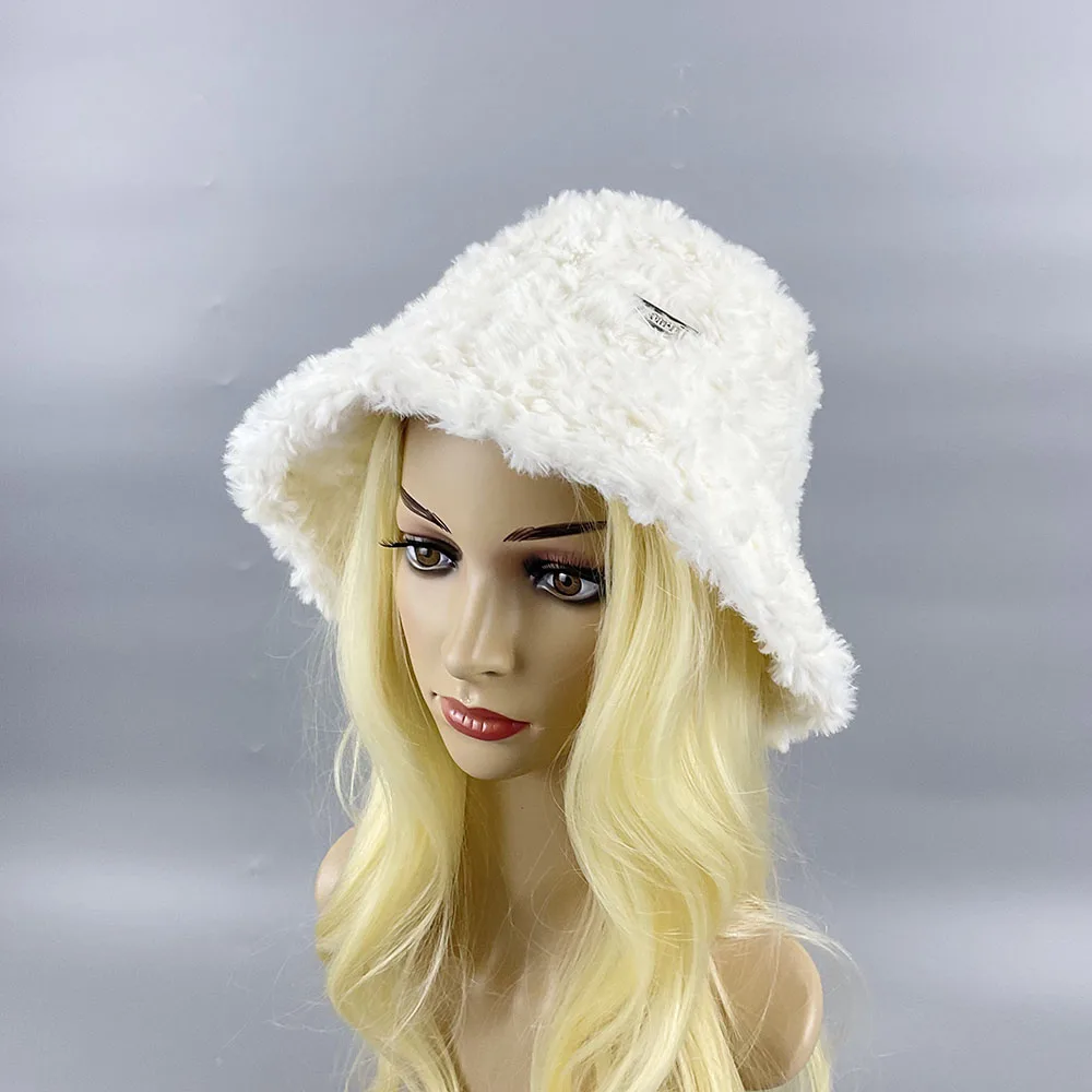 New 2024 Winter Warm Cute Star Fisherman white Hat For Women Thicken Warm Caps Fashion Sale Baotou Imitation Wool Rabbit Fur Hat