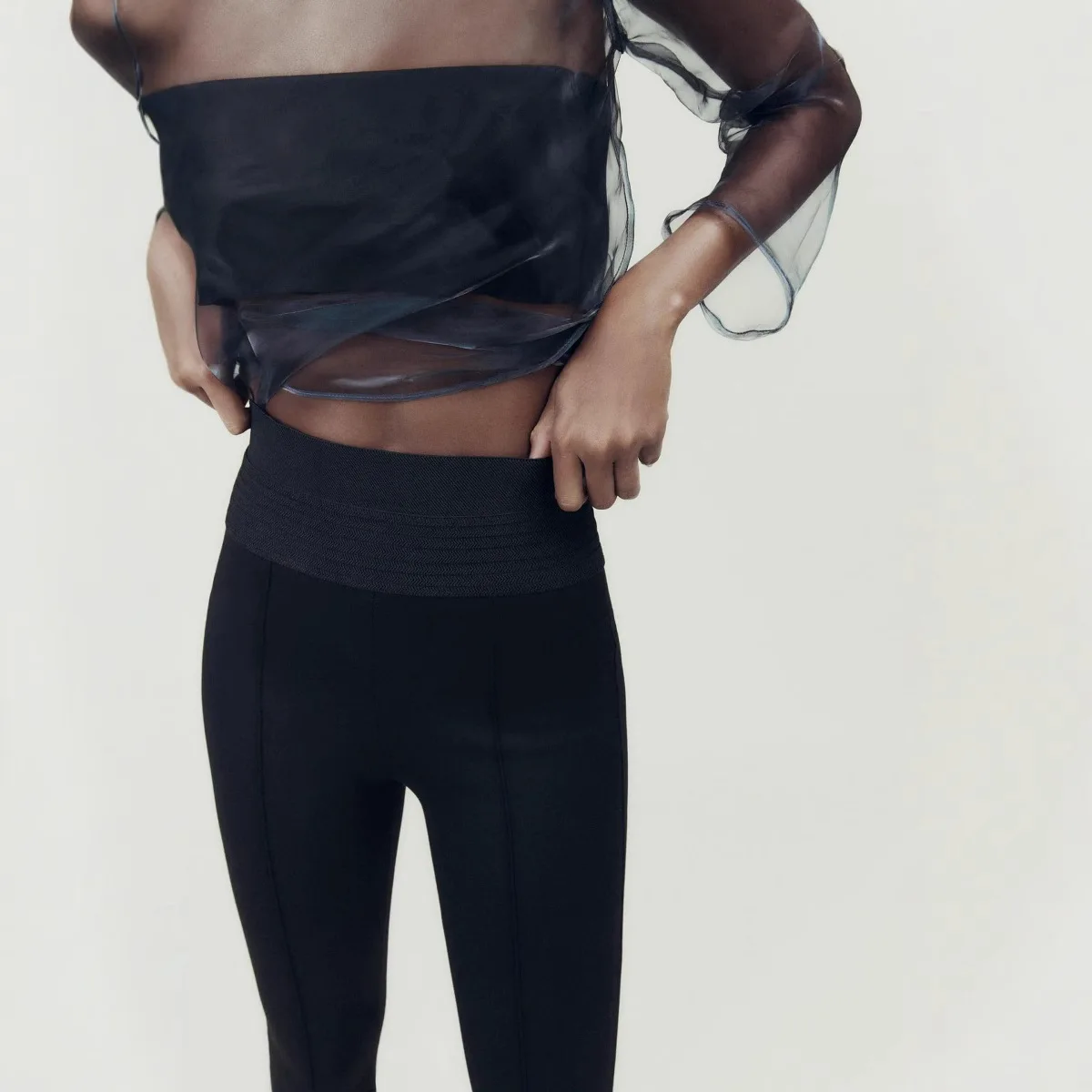 Neue hoch taillierte, schlankmachende, vielseitige Freizeit-Leggings, schwarze Leggings mit weitem Bund