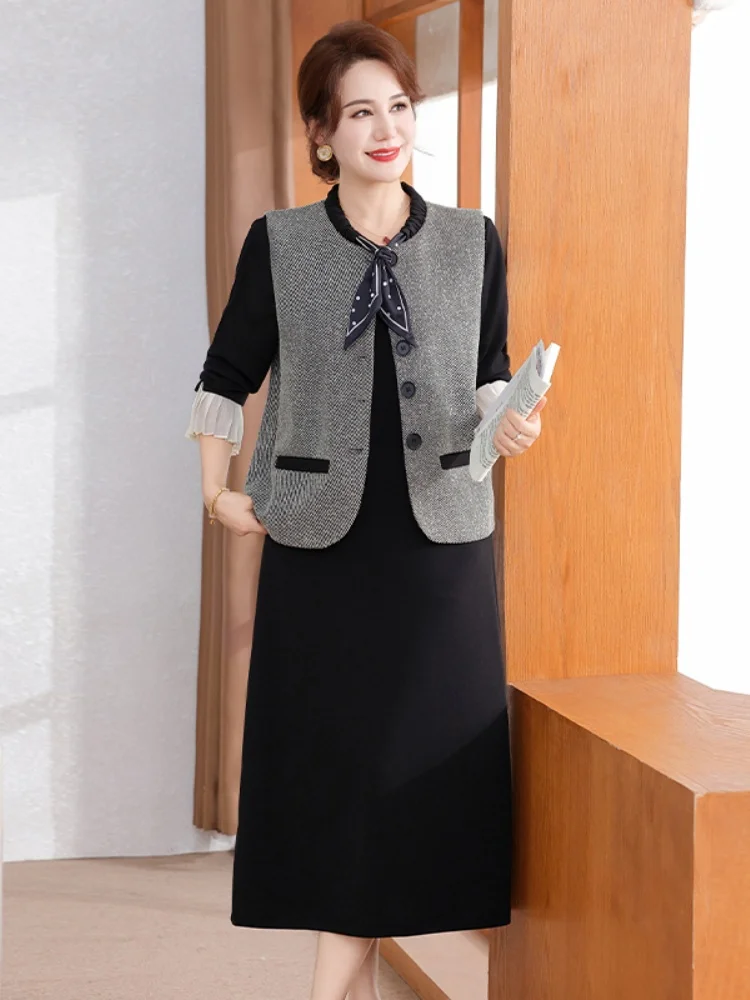 

Модный весенний новый комплект из двух предметов для мам: свободная юбка миди и жилет для женщин среднего возраста, из полиэфирного волокна