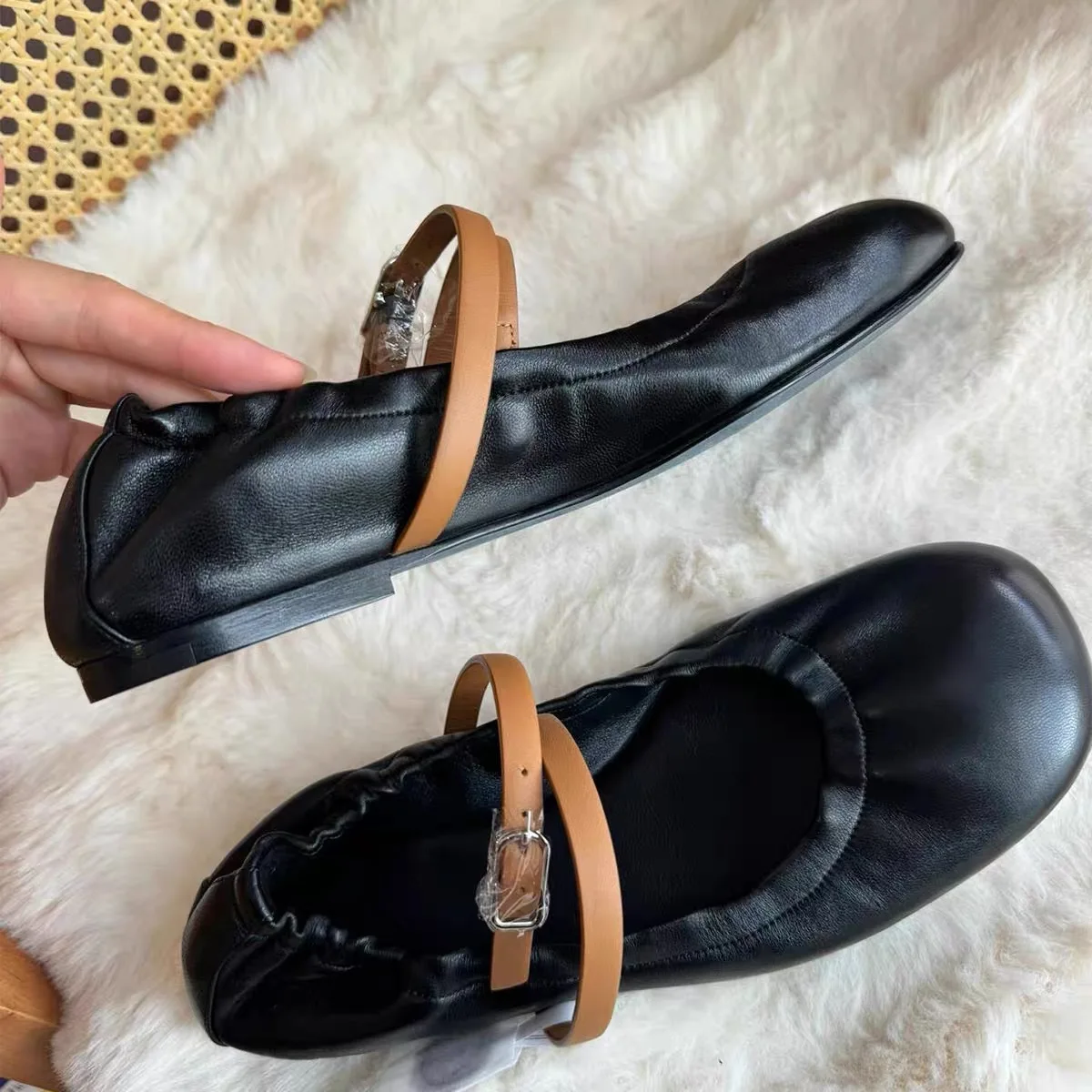 

Retro Genuine Leather Black One Line with Round Toe Mary Jane Shoes Women's Round Toe Flat Sole Single Shoes Ballet Dance Shoes