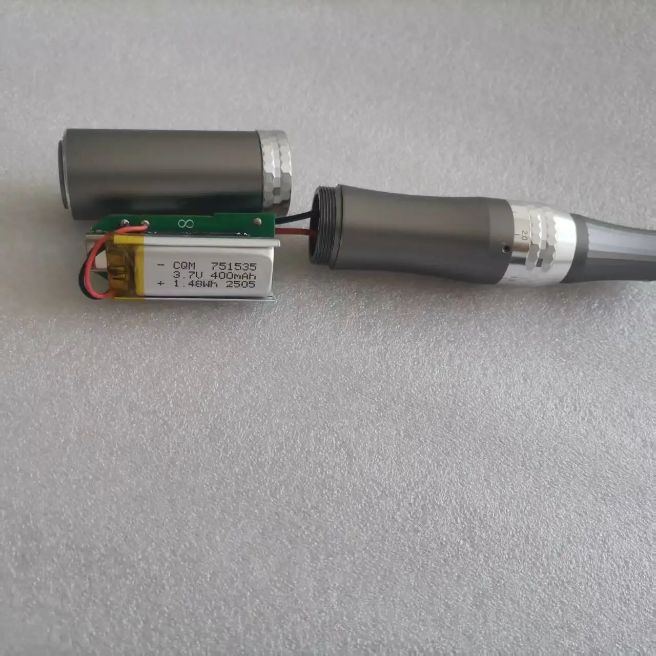 Professioneller Microneedling Derma Pen mit integrierter Geschenkbox, Mas Pen S8/N6 Beauty-Gerät zum Verkauf – Detail 8