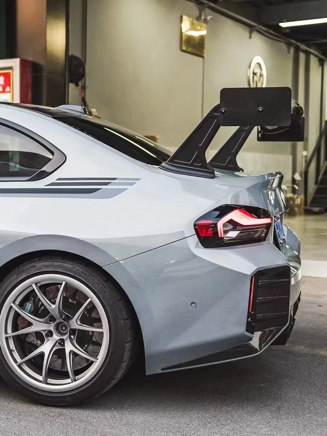 High Quality G8x M2 M3 M4 VS Carbon Fiber Wing Rear Spoiler for Car Parts 2