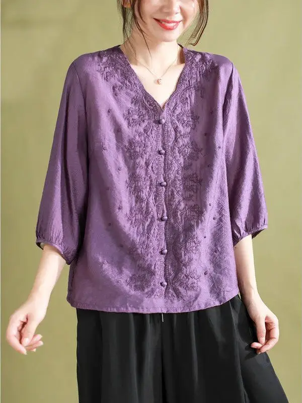 

Высококачественный летний женский топ из хлопка и льна с вышивкой в стиле ретро, свободный повседневный модный топ миди све с V-образным вырезом для женщин среднего возраста