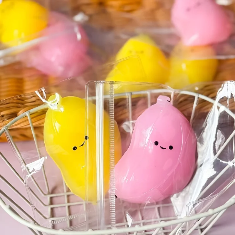 Cute Smiling Banana Squishy，Sticky and Slow to Rebound，Cute Desktop Toy，Soft Squeeze Toy，Suitable for Holiday Gifts