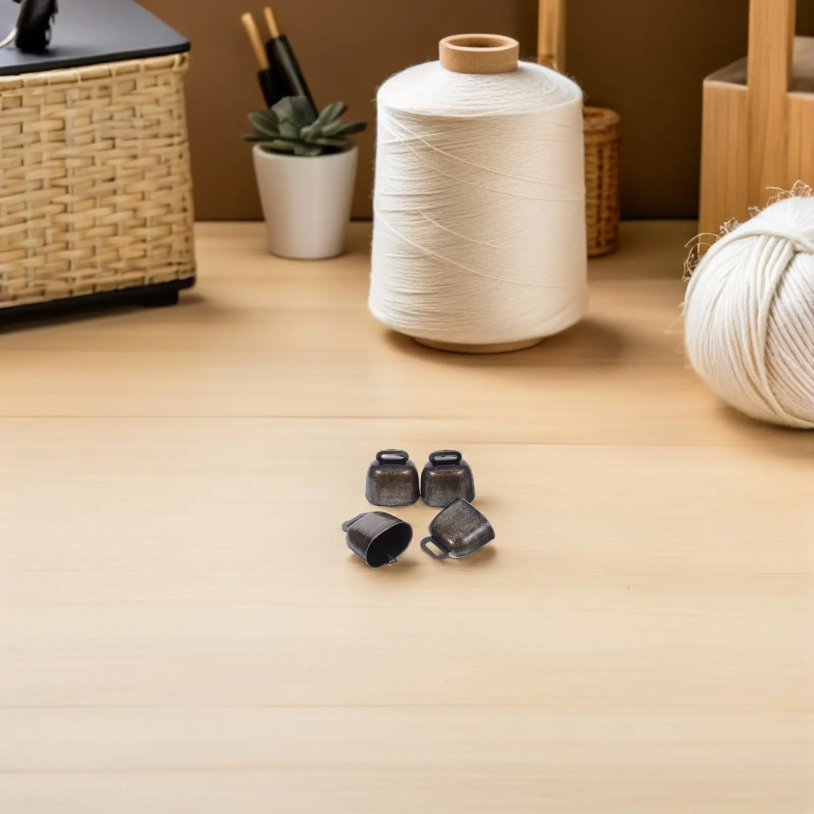 

Металлические колокольчики для крупного рогатого скота, предотвращающие потерю, набор из 4 штук, аксессуары для фермерства, громкие колокольчики для коров, металлические подвески-колокольчики для овец, сделай сам