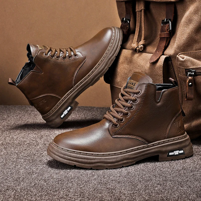 

2025 New Vintage Work Boots for Men High Top British Style Men Leather Motorcycle Boots Spring Autumn Designer Platform Shoes