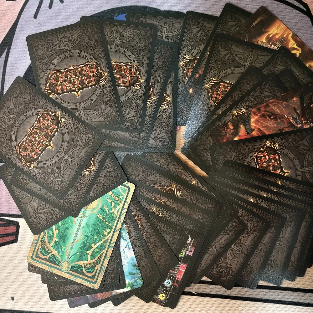 Carte TCG officielle de sang et de viande sous licence Miniso avec pochette transparente gratuite pour la nuit de jeu des amis