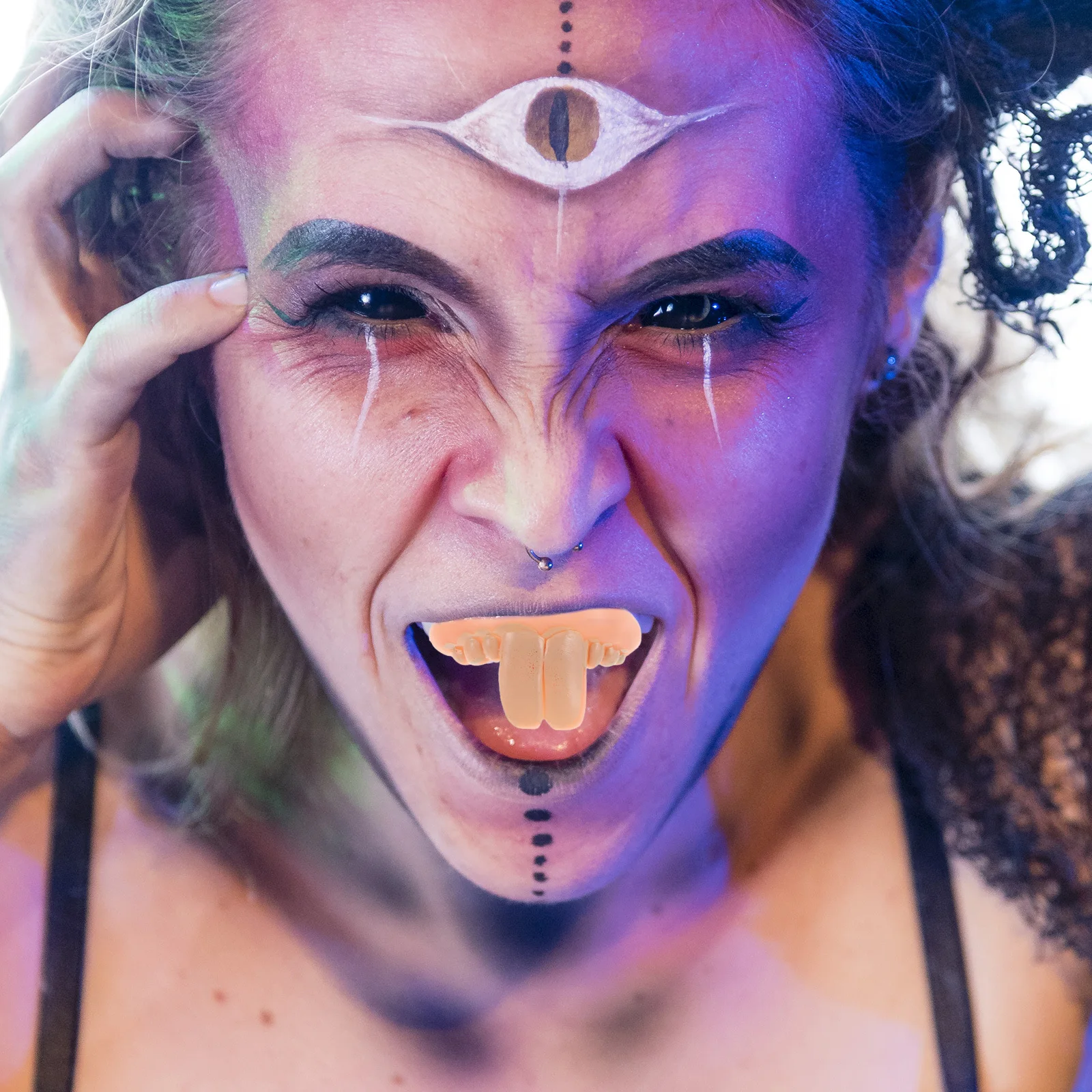 

8Pcs Halloween Ugly Teeth Fake Teeth Set Horror Rotten Denture Cosplay Party Blood-Sucking Scary Costume Prank Trick