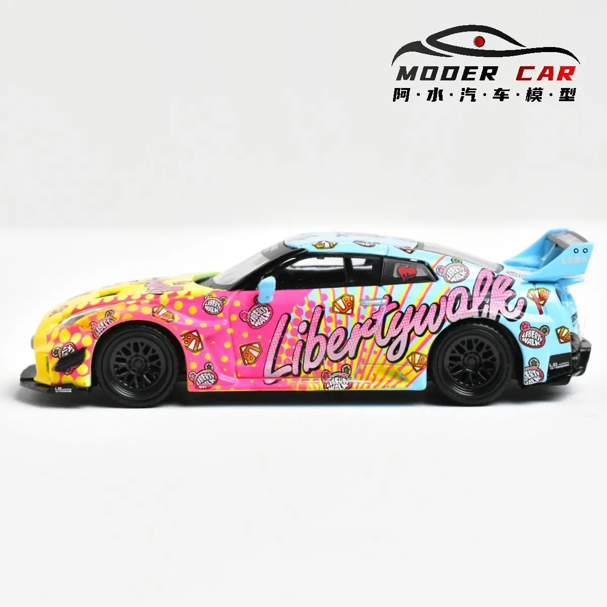 MINIGT 1:64 742 GTR R35 LBWK Diecast Model Car