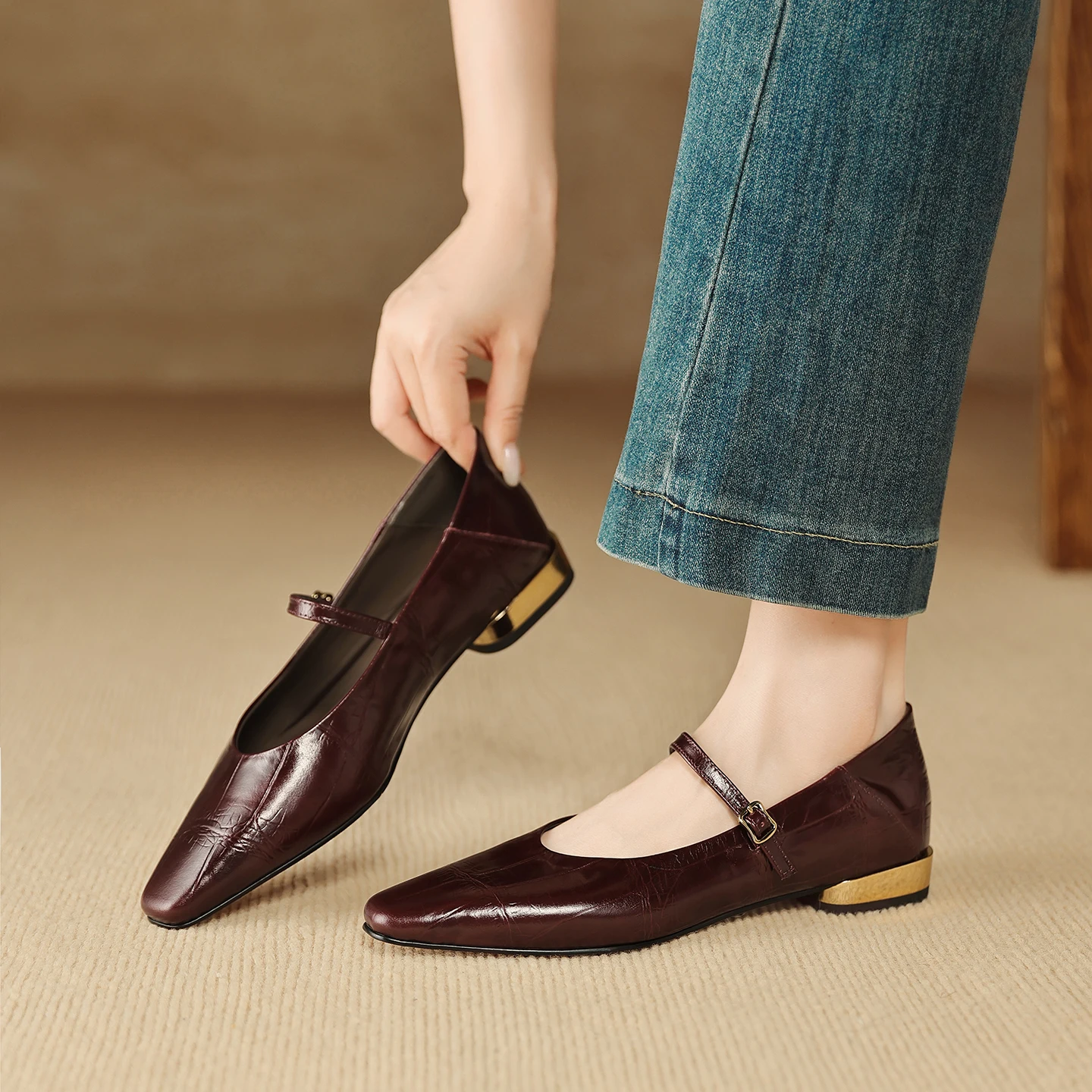 2026 new spring autumn women pumps natural leather 22-25cm cowhide+sheepskin square toe buckle mary janes women shoes  fashion