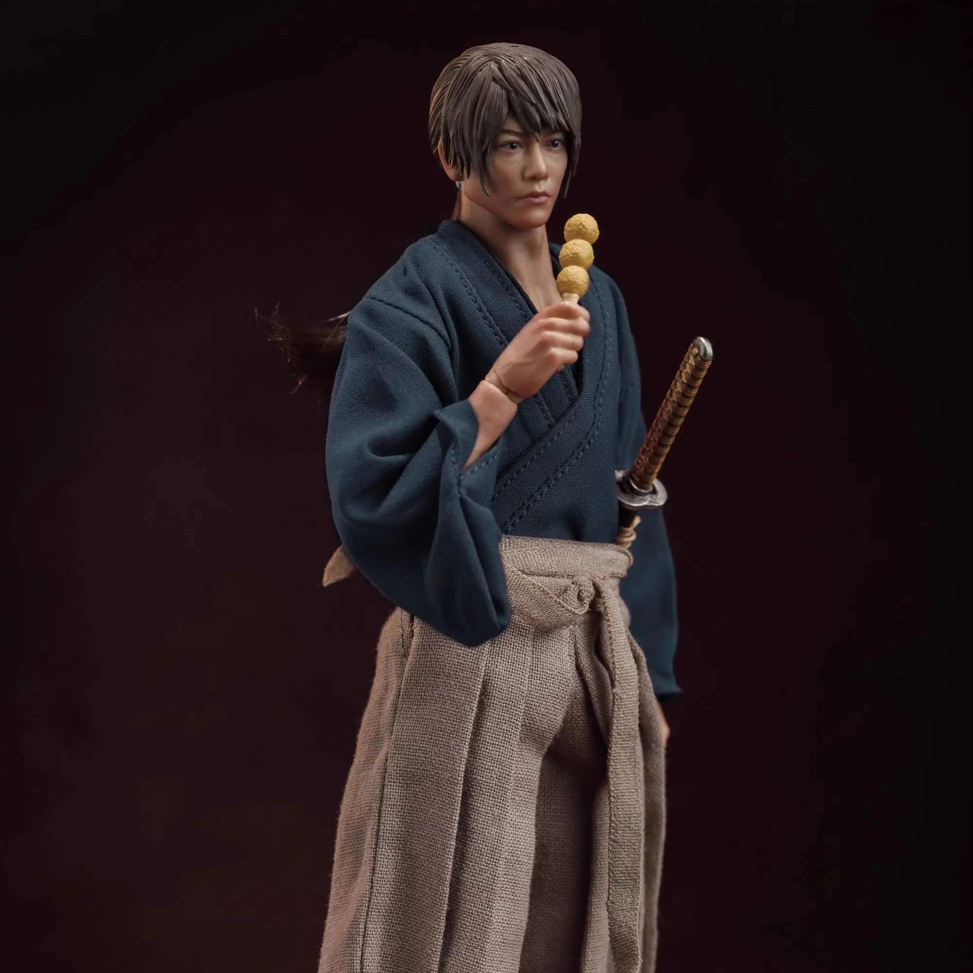متوفر في المخزون Aton مخصص Hitokiri Battousai Rurouni Kenshin 1.5 الياقوت الأزرق الإصدار 6 بوصة 1/12 مقياس مفصلية نموذج لجسم محدود