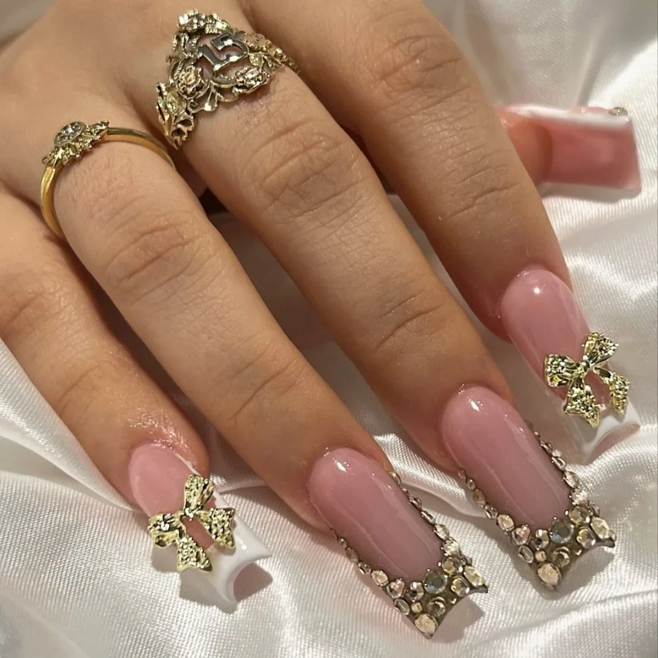 

24pcs French Bow Press on Nails White with Gold Trim Full Coverage Nail Tips for Women and Girl Sparkling Diamond False Nail Art