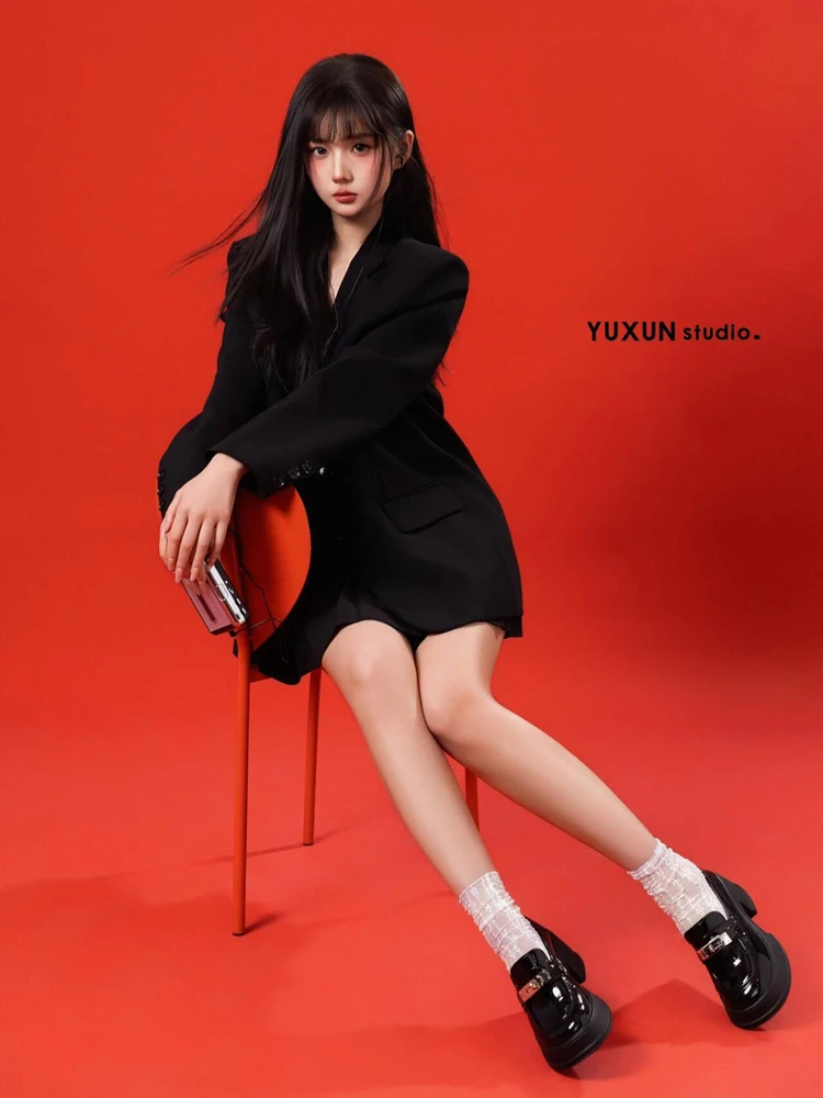 

Black Suit Korean Style Studio Photography Clothing Personal Indoor Image Theme New Advanced Feeling Portrait Photography Outfit
