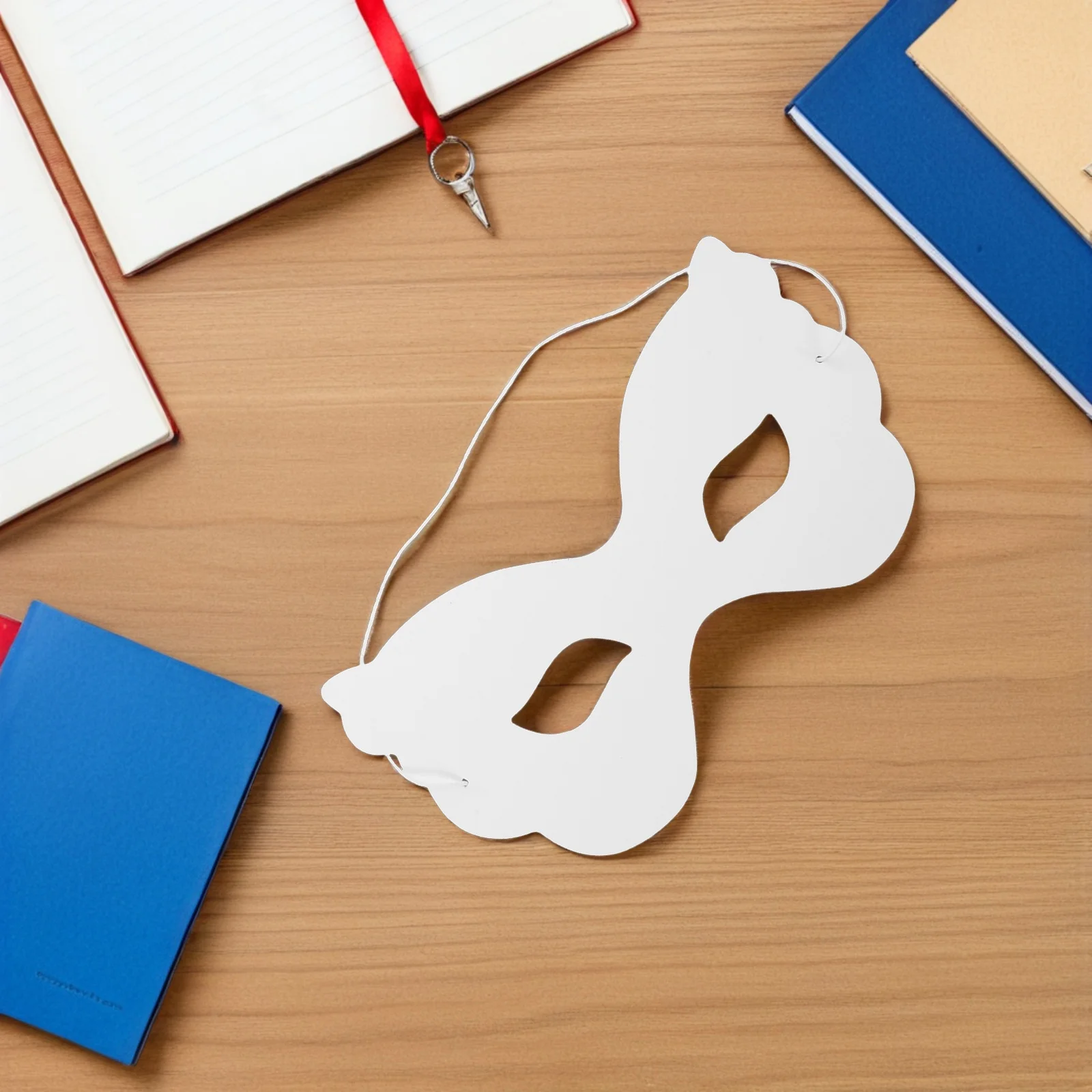 

40Pcs White Paper Masks for Kids DIY Blank Paintable Half Face Masquerade Masks Halloween Mardi Gras Costume Crafts