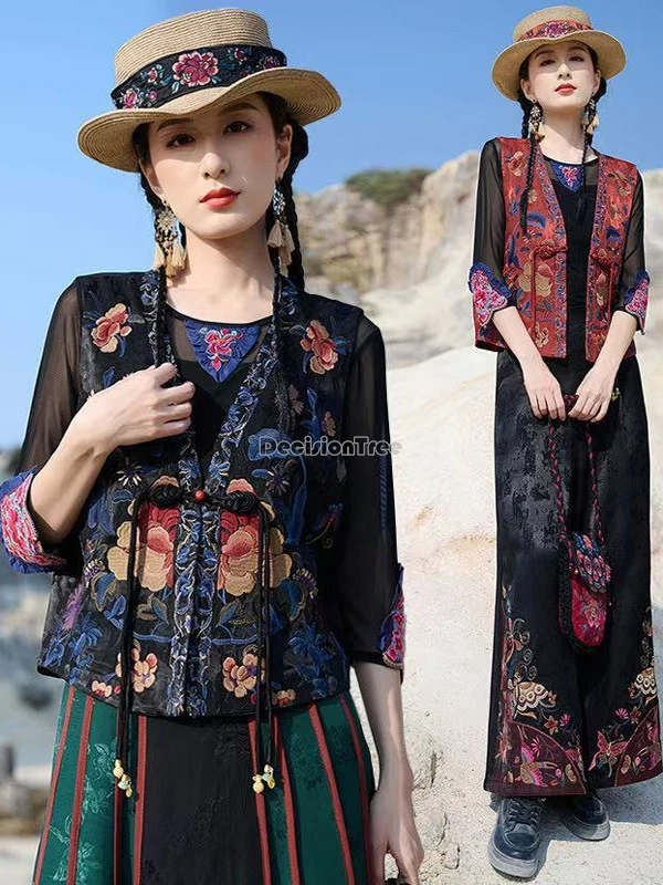 

2025 spring and autumn vintage embroidered waistcoat, loose ethnic style vest short embroidered waistcoat