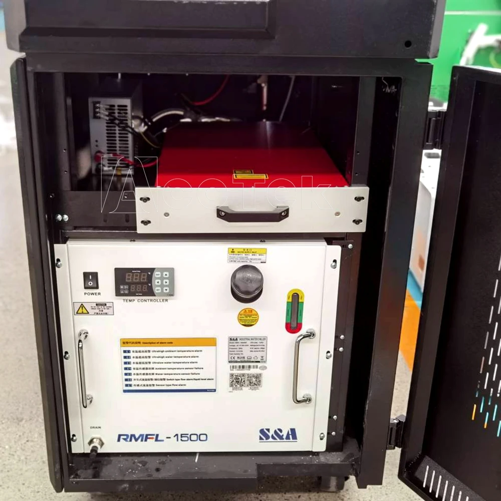 อุปกรณ์ทำความสะอาดเลเซอร์พัลส์ไฟเบอร์เครื่องกำจัดสนิมออกไซด์โลหะ500W