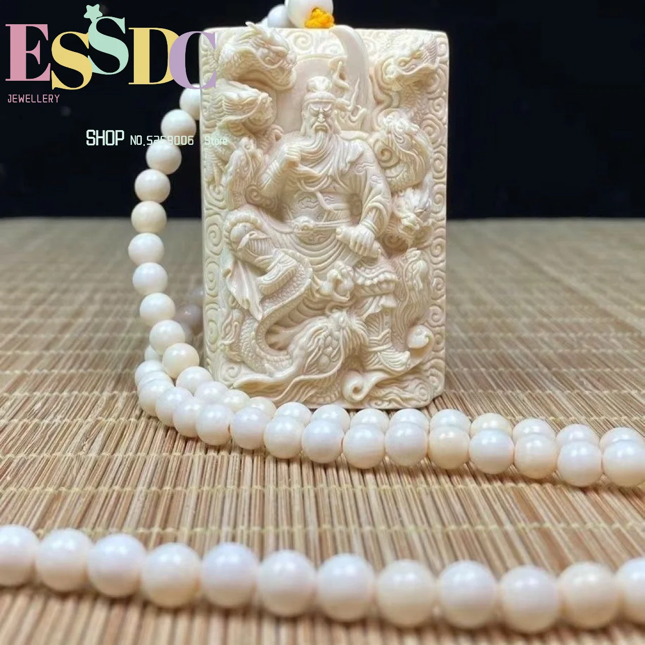 Mammoth ivory hand-carved domineering Kowloon Guan Gong pendant brand pendant high-end antique car hanging handle necklace