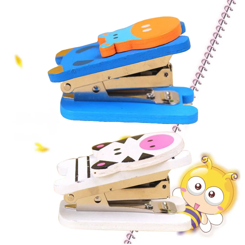 

2 Pcs Wooden Stapler Child Staplers s Mini Girl Cartoon Desktop Hand
