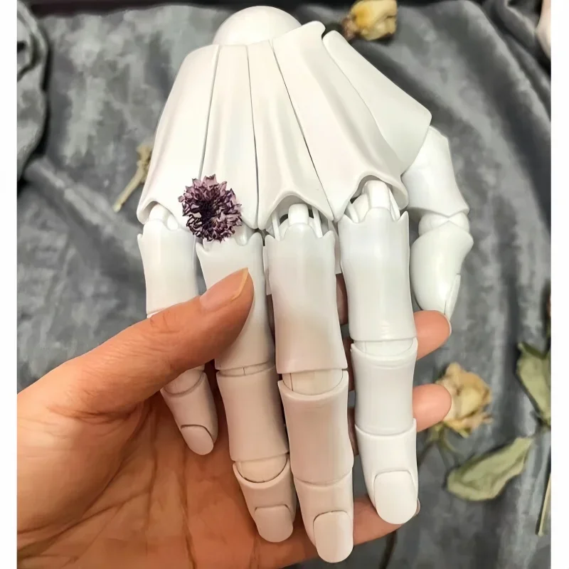 Hot Selling 1/1 Movable Finger Bionic Hand Model Drawing Comic Art Prop Collection Realistic Supermode Decoration Body Accessory