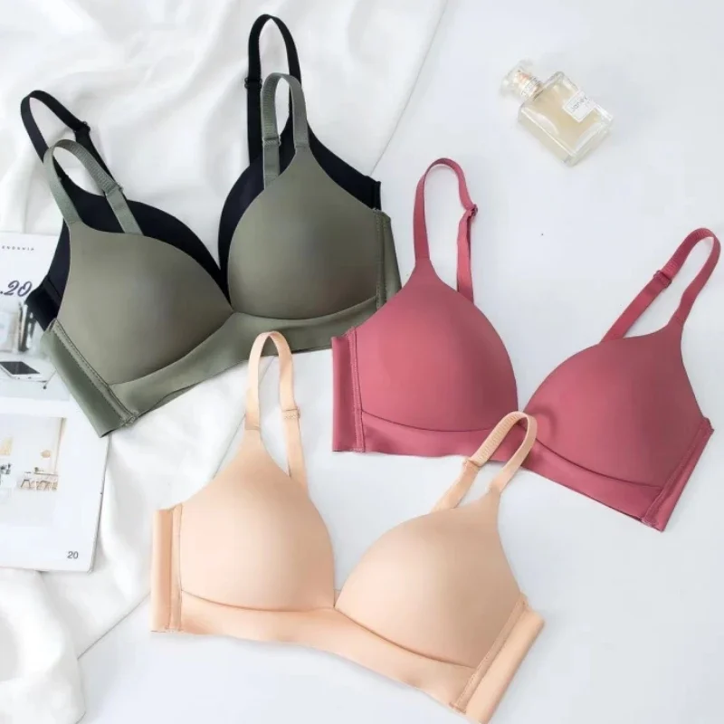 Japanese Style Seamless Bras Comfort Wireless Underwear Women\'s No Steel Ring Bralette 3/4 Cup Glossy Bra Female Lingerie