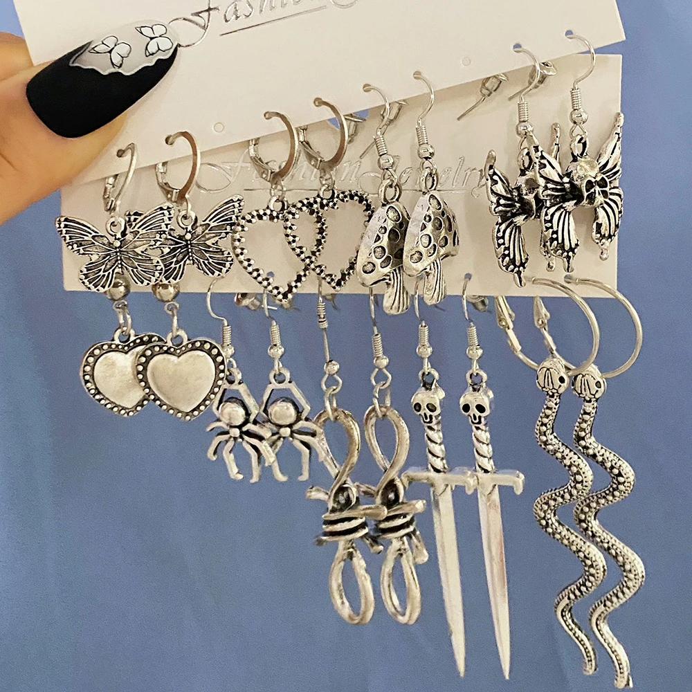 Женские серьги KINFOLK в готическом стиле серебристого цвета, сережки-гвоздики в форме сердца в виде грибов в стиле панк, хип-хоп, модные ювелирные изделия для вечеринки, 2022