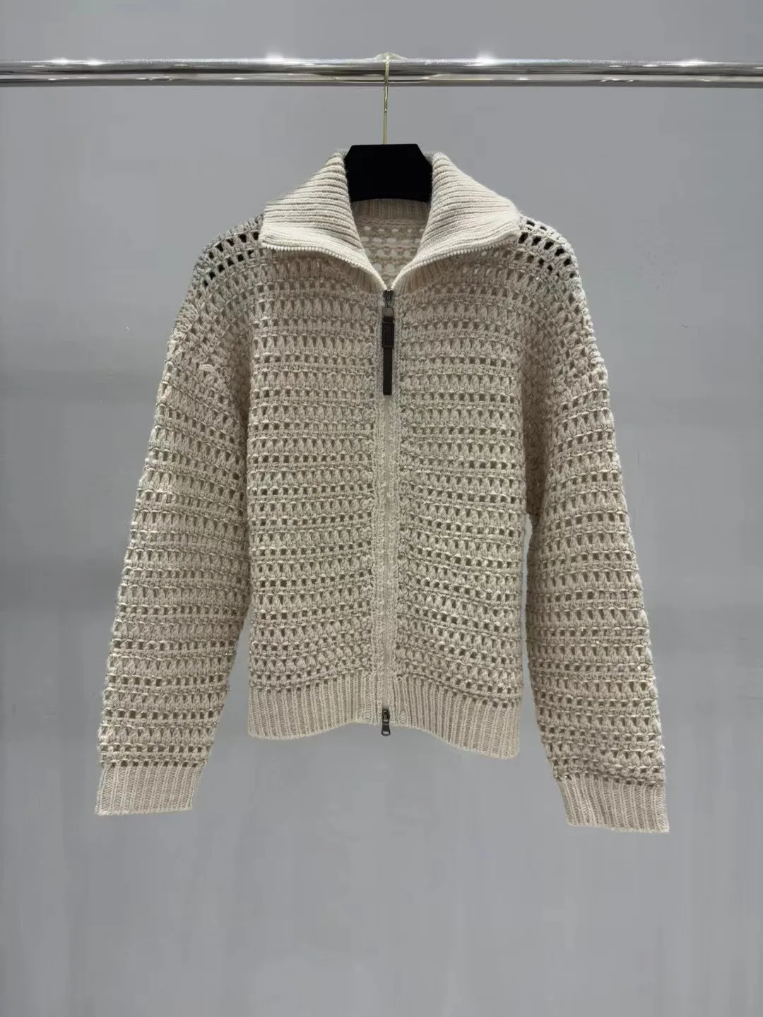 2026 Fall/Winter Women's Casual Cut-out Sequin Knit Zip-Up Cardigan