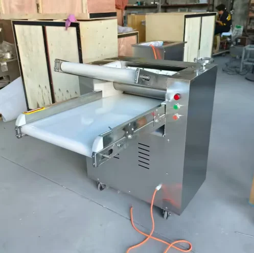 Latest model automatic dough sheeting machine, dough flattening and pressing plate, manual corn cake sheeting machine
