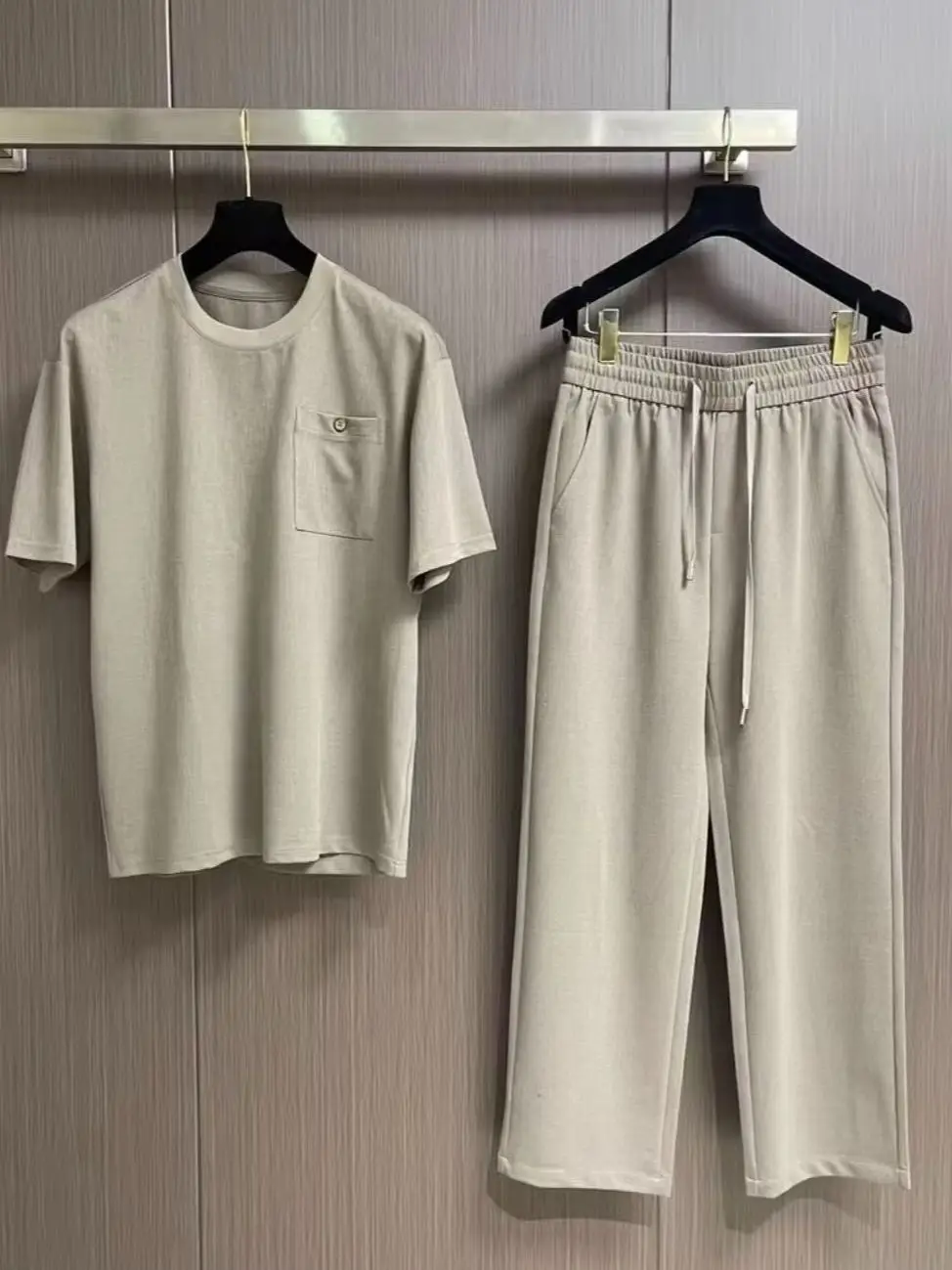 Italian old money wind 26ss pocket badge idle comfortable breathable short-sleeved T-shirt set