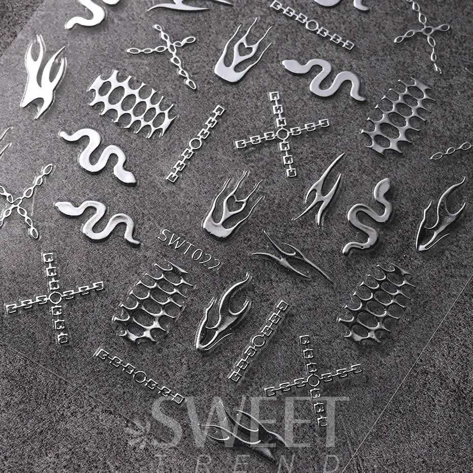 Adesivi per nail art metallici 3D Oro Argento Fuoco Fiamma Catena Serpente Candela di Halloween Goccia di sangue Decalcomania Cursore Decorazione