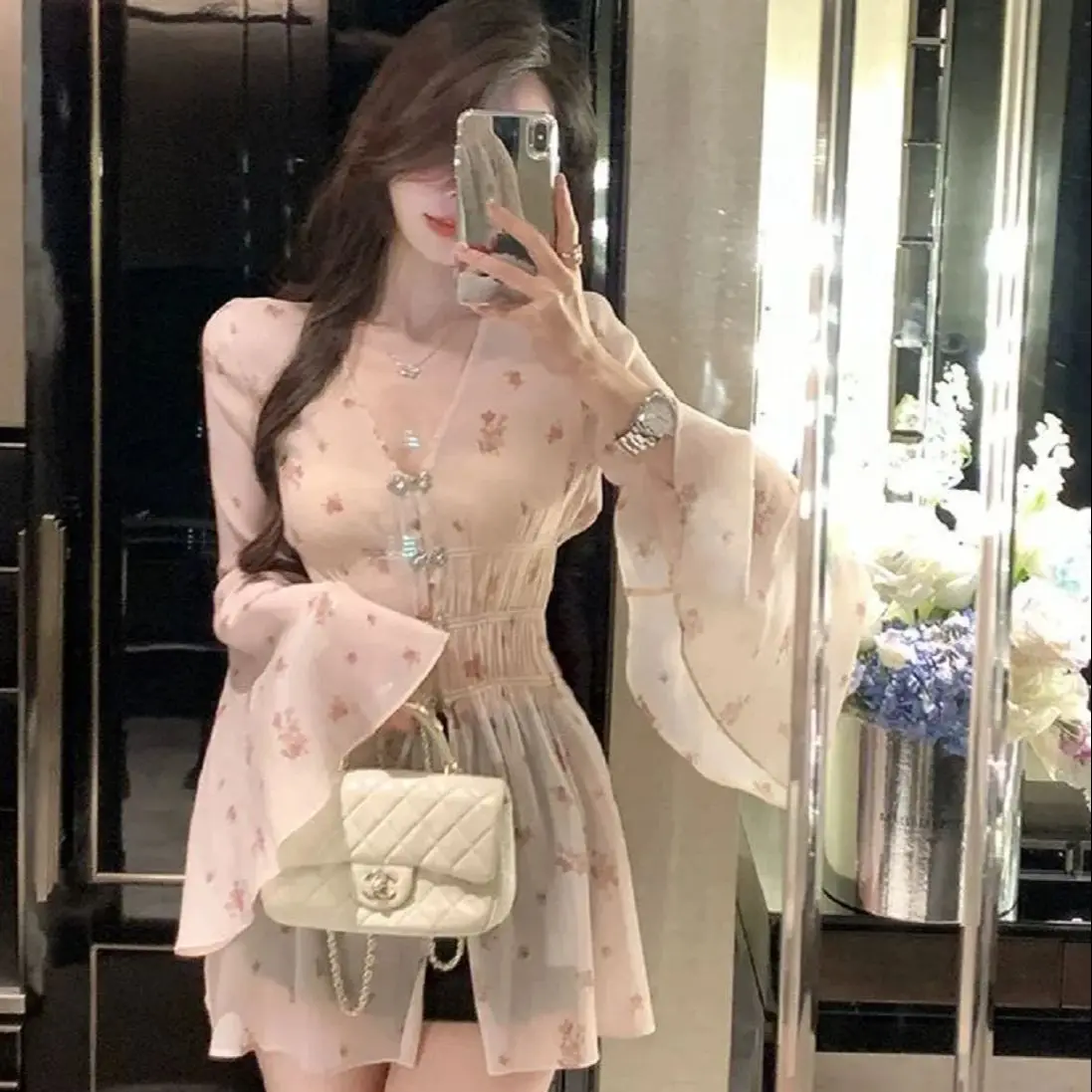 Floral Chiffon Long-Sleeved Shirt Women Summer New Niche Pleated Design Waist-Hugging Slimming Flared Sleeve Top
