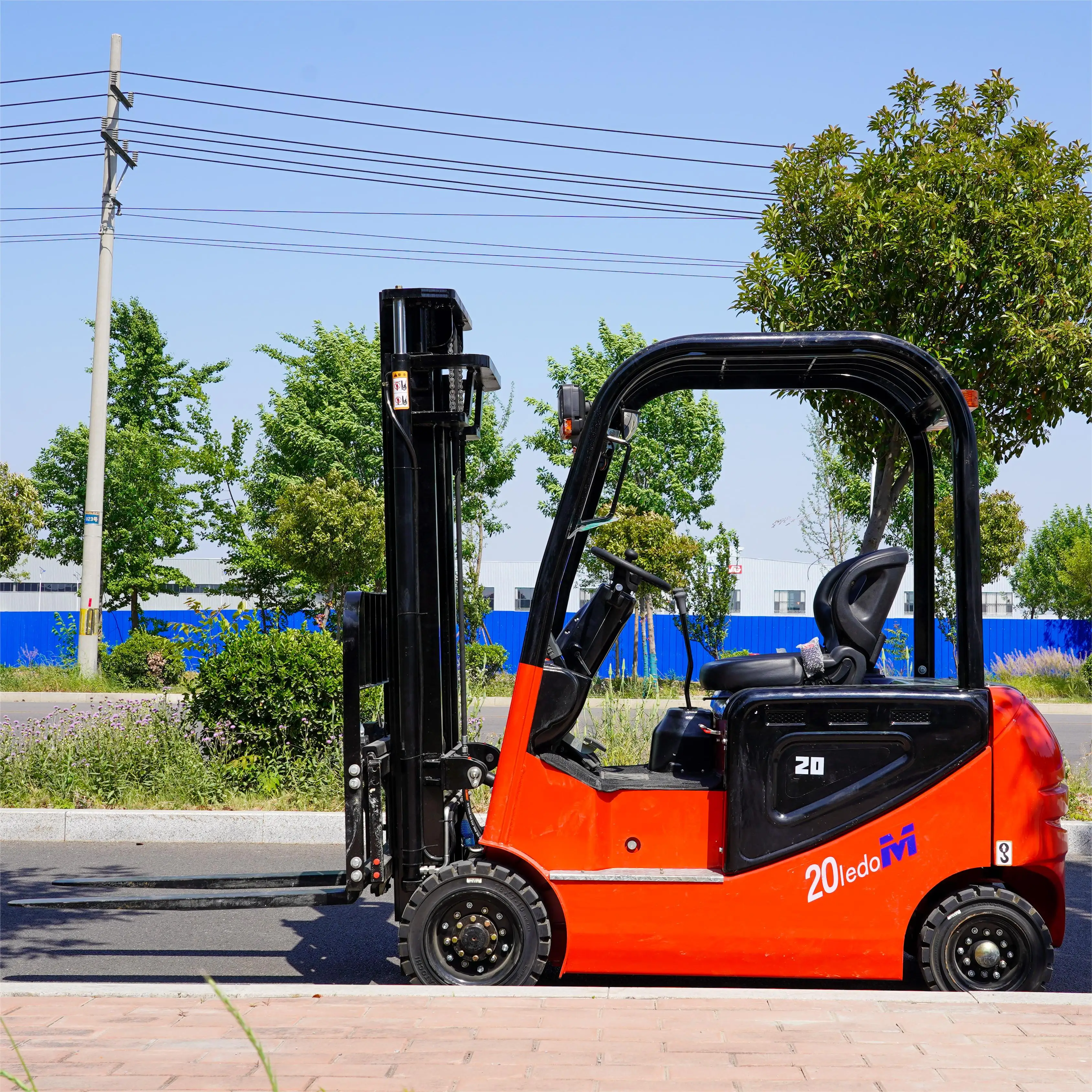 Factory Direct Electric Forklift With Attachment Hot Selling High Quality Mini Electric Forklift Fork Lift Truck