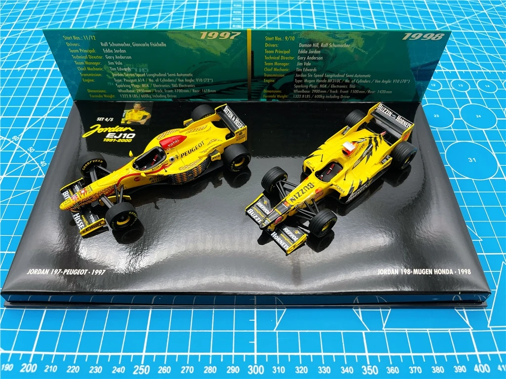 Minichamps 1:43 F1 Jordan 197 198 Dual Car Simulation Limited Edition Resin Metal Static Car Model Toy Gift