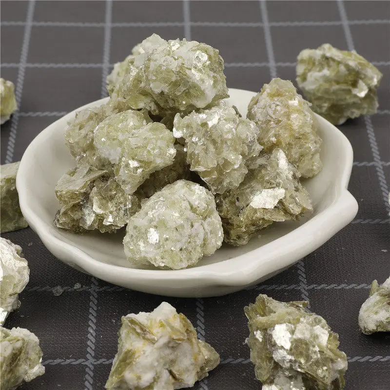 NaturalYellow Mica Raw Stone Irregular Yellow Crystal Cluster Ore Specimen Collections Teaching Mineral Display