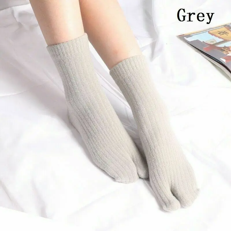 5 Pairs Japanese Style Kimono Tabi Toe Socks Imitation mink plush Women Split Toe Socks Deodorant Separate Flip Flop Two Fingers
