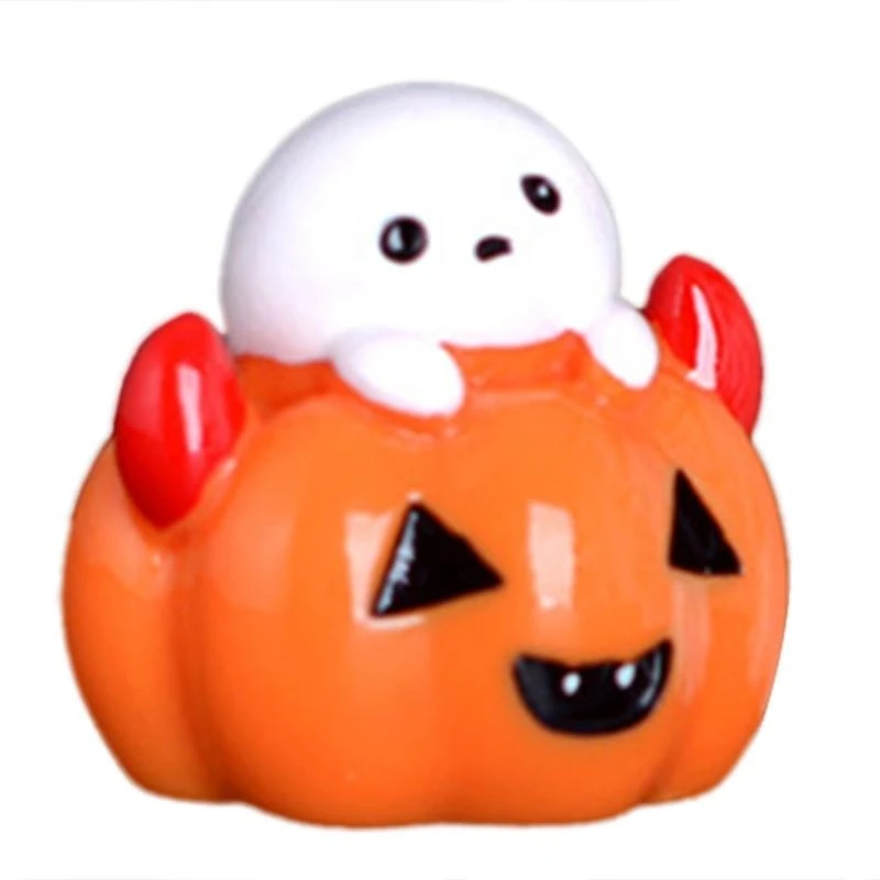 97QCカボチャのゴースト図形漫画ハロウィーンデコレーションお祝いのお祝い樹脂飾り