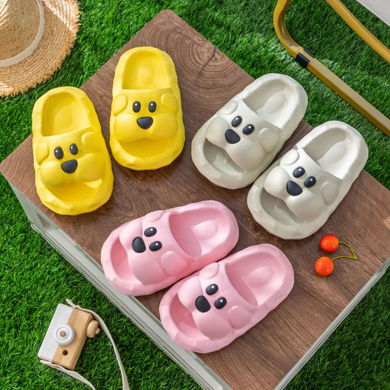 Children\'s slippers cute cartoon dog slippers indoor shower outdoor swimming pool anti slip lightweight parent-child shoes