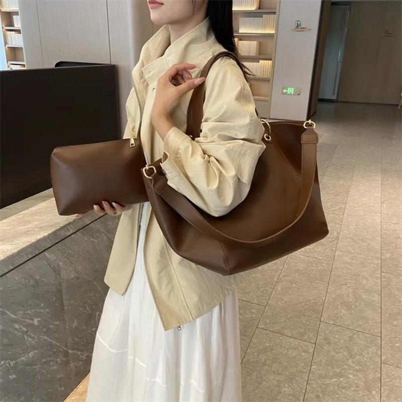 

High End Leather Women Handbag Popular Classic Elegant Style Casual Vintage Crossbody Messenger Tote Bag